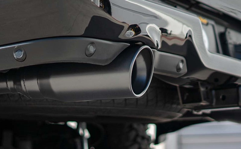 MagnaFlow CatBack 17-18 Ford F-250/F-350 6.2L Stainless Steel Exhaust w/ Single Side Exit